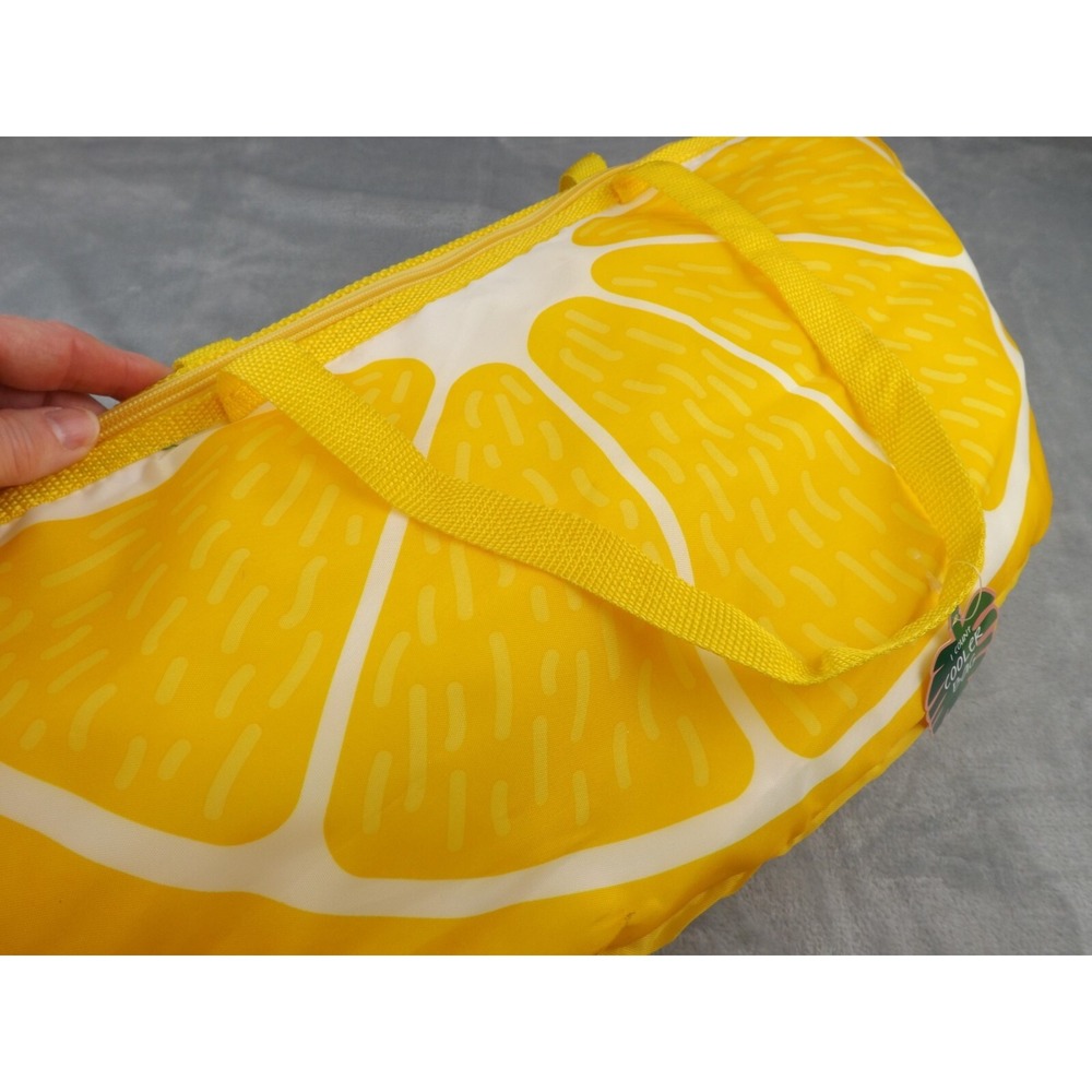 Cooler Bag Soft-Sided NWT Lemon Slice Lunch Bag Handles Zipper Summer Party Fun - Picture 5 of 16